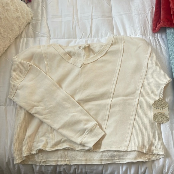 Brand new Altar’d State cropped sweatshirt - Picture 1 of 2